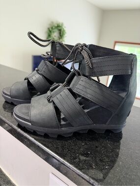Women’s Sorel Joanie Black Lace-Up Wedge